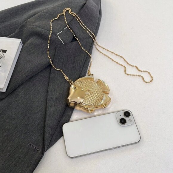 Small Gold Fish Statement Bag – Coastal Charm Meets Golden Elegance - Picture 7 of 10